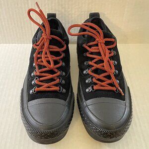 Converse Chuck Taylor All-Star Descent - Women's Size 8/Men's Size 6 - Black EUC